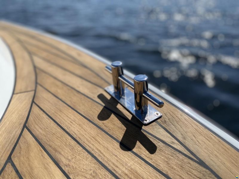 Oud Huijzer 700 Cabine