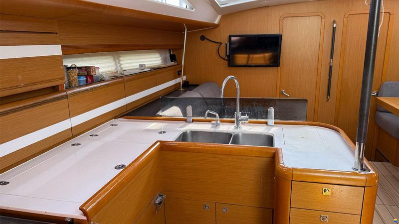 Jeanneau 53