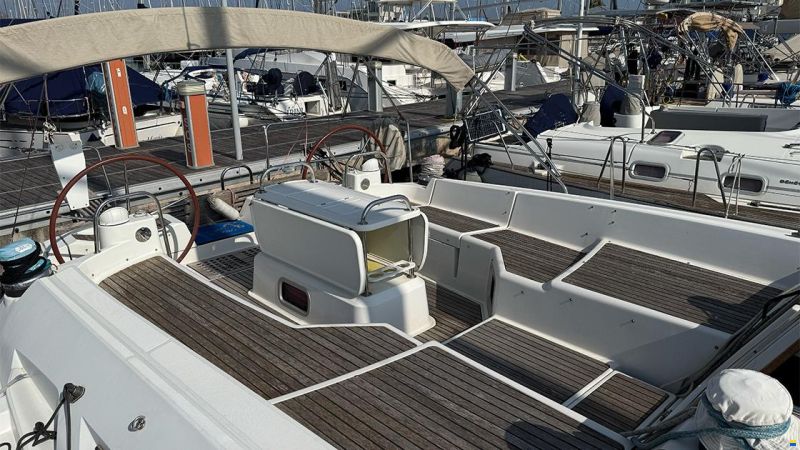 Jeanneau 53