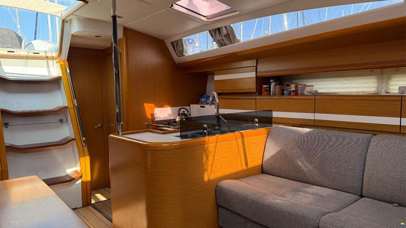 Jeanneau 53