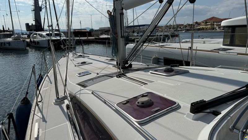 Jeanneau 53