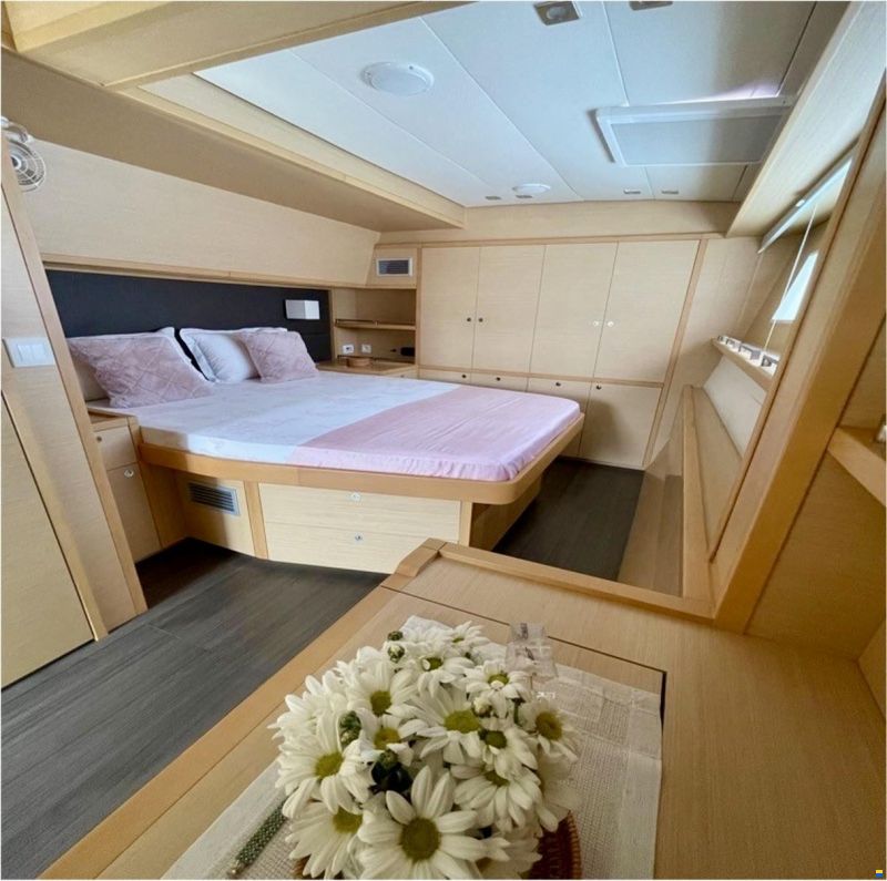 Lagoon 620