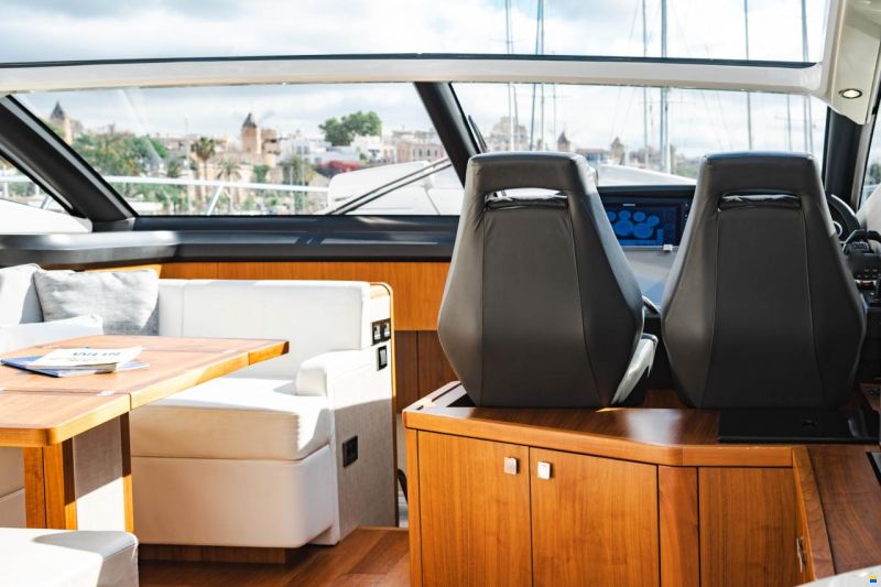 Sunseeker Predator 57
