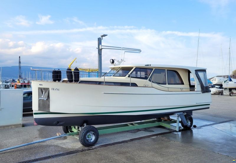 Greenline 33 Hybrid