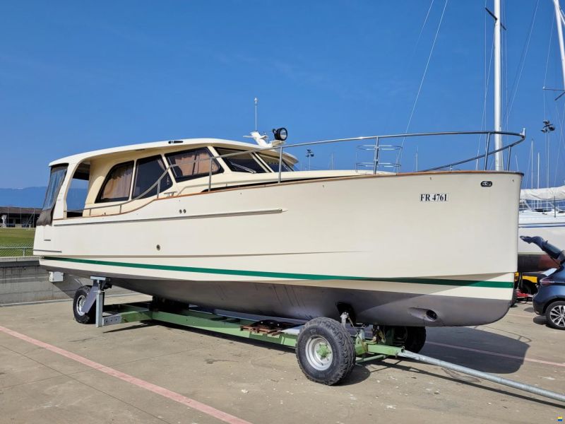 Greenline 33 Hybrid