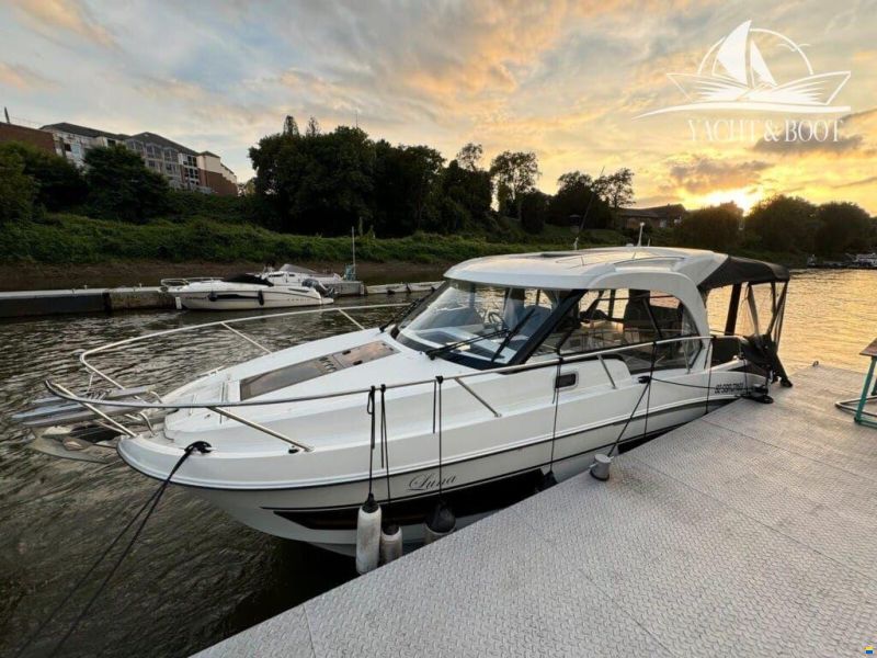 Beneteau Antares 9