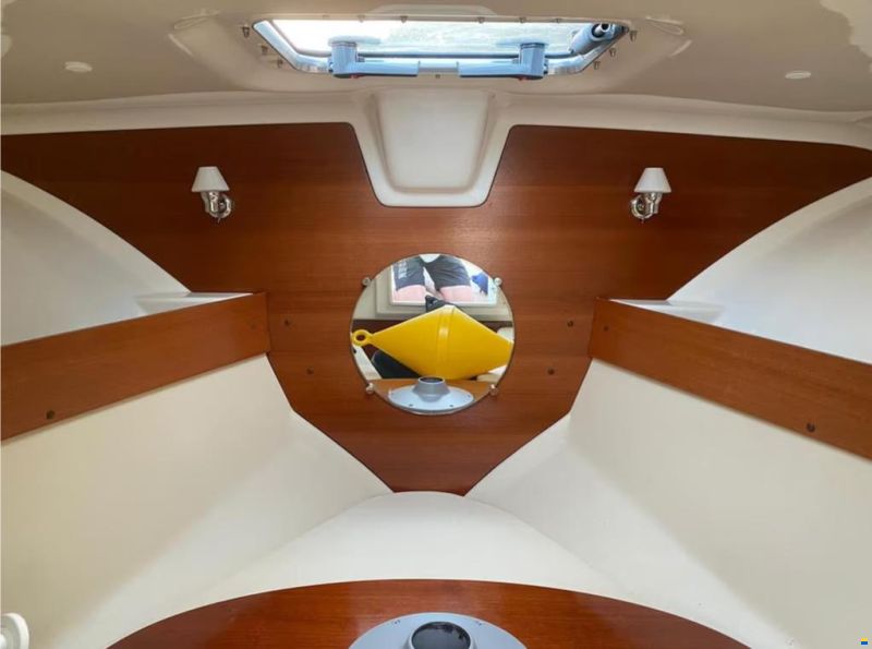 Jeanneau Runabout 755