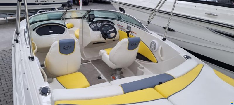 Sea Ray Sport Boat 195 Sport