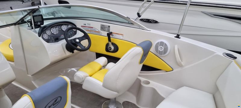 Sea Ray Sport Boat 195 Sport