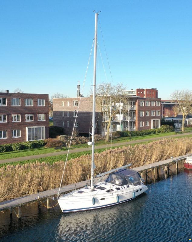 Hunter Boats 386