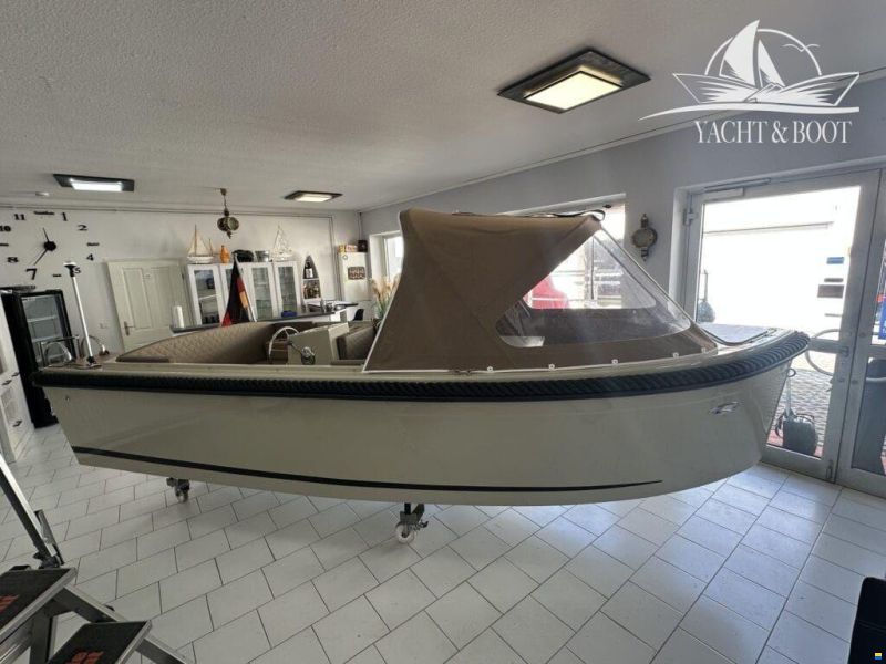 RioMar Boats 470