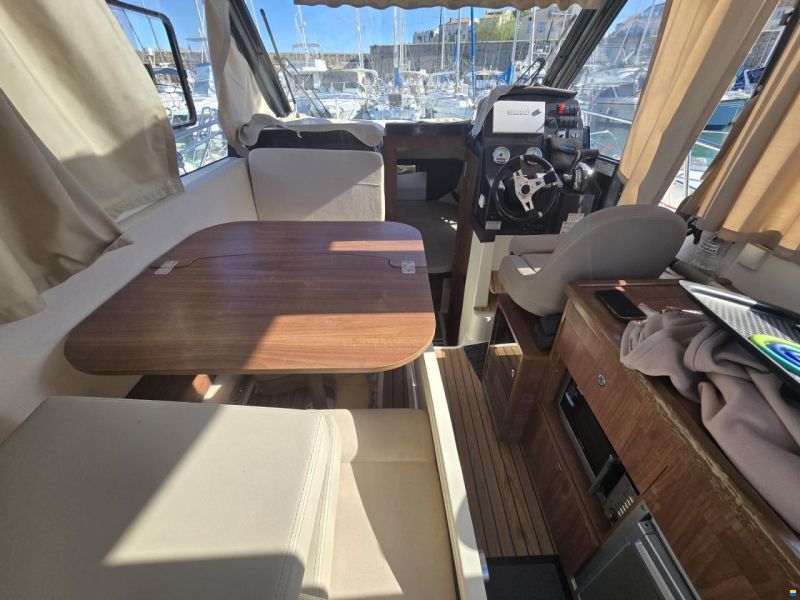 Quicksilver activ 855