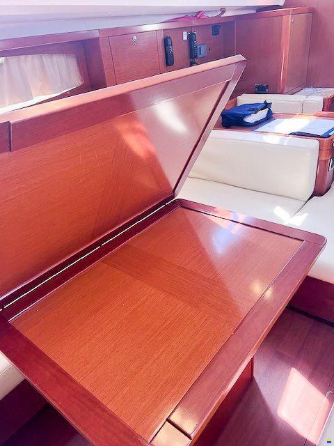 Beneteau Oceanis 60