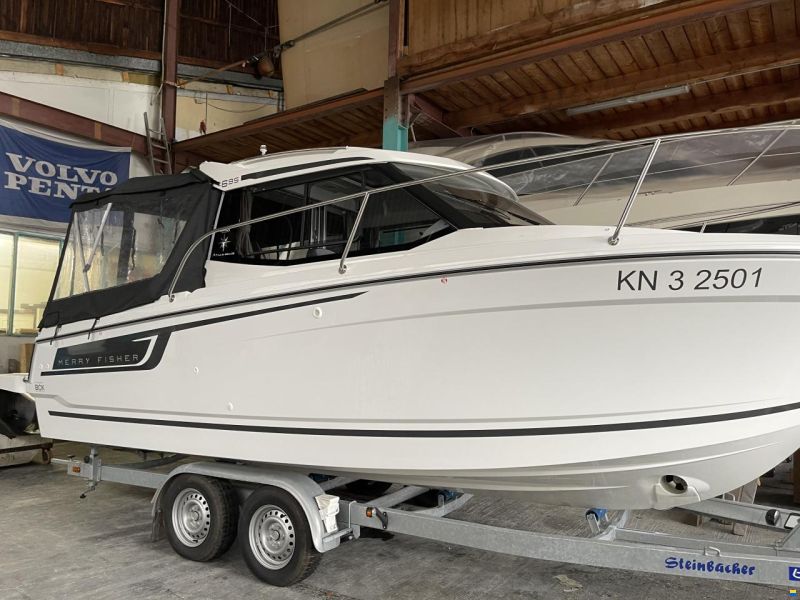 Jeanneau Merry Fisher 695
