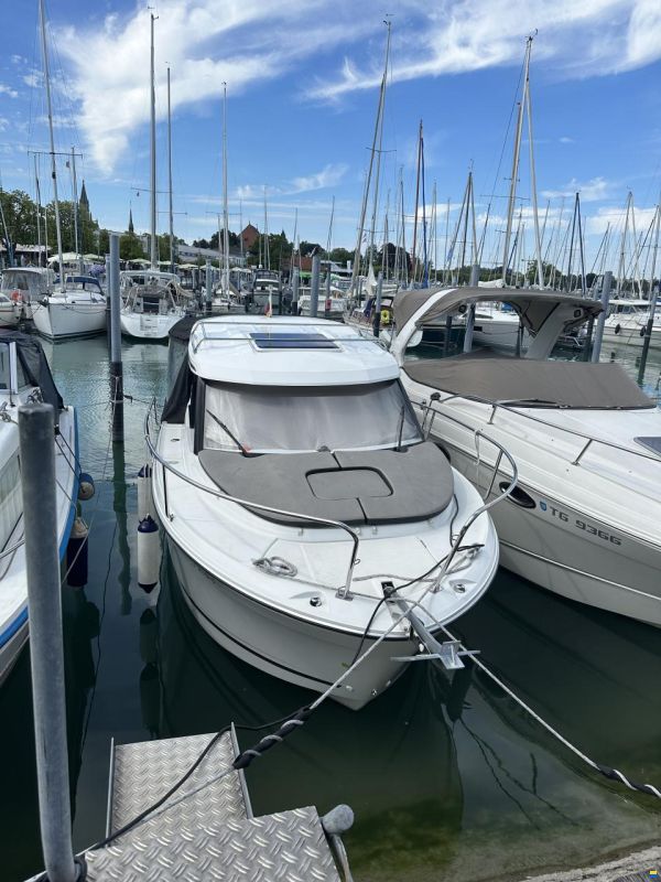 Jeanneau Merry Fisher 695