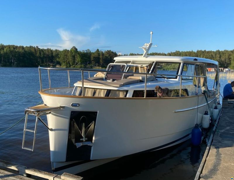 Greenline 33 Hybrid