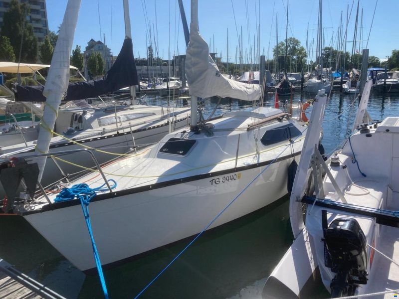 Dufour 1800