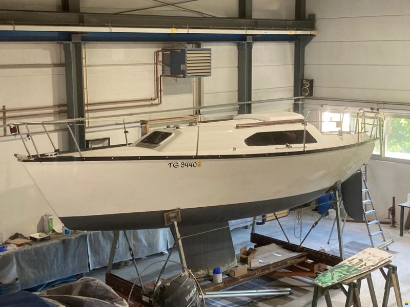 Dufour 1800