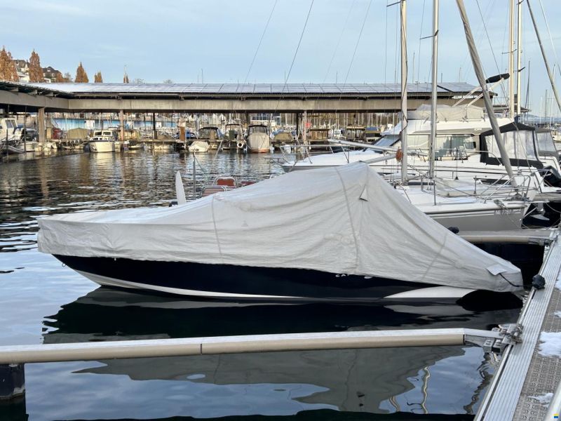 Rinker Captiva 246