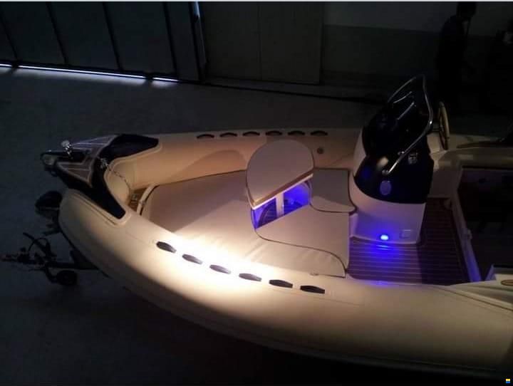 Blu Phoenix Gommone Typhoon 575 NUOVO
