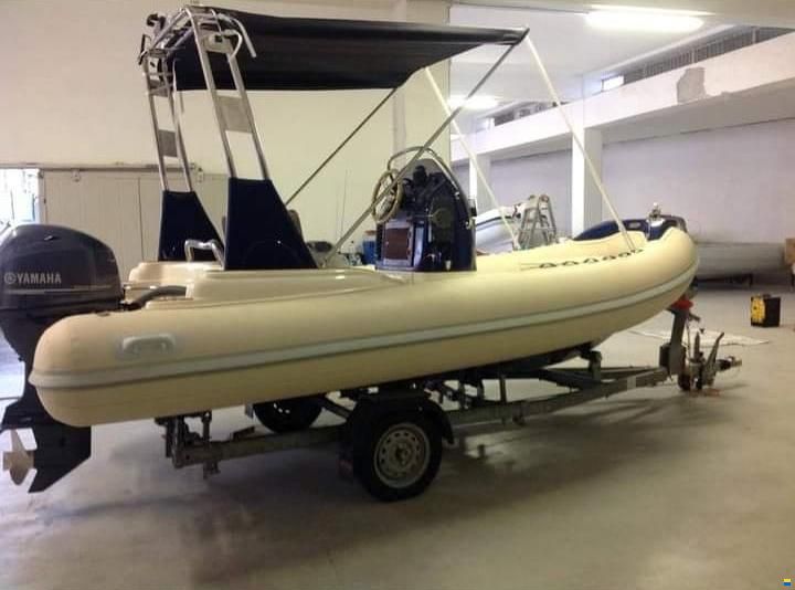 Blu Phoenix Gommone Typhoon 575 NUOVO