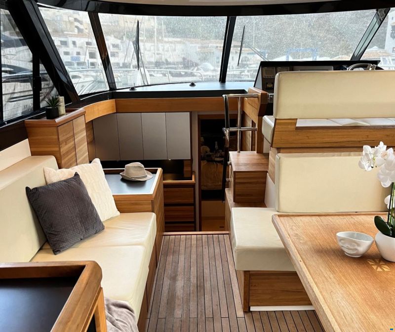 Sealine F450