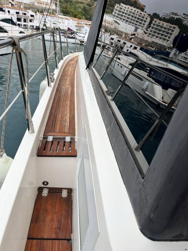 Sealine F450