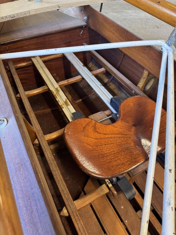 Staempfli Canoë skiff