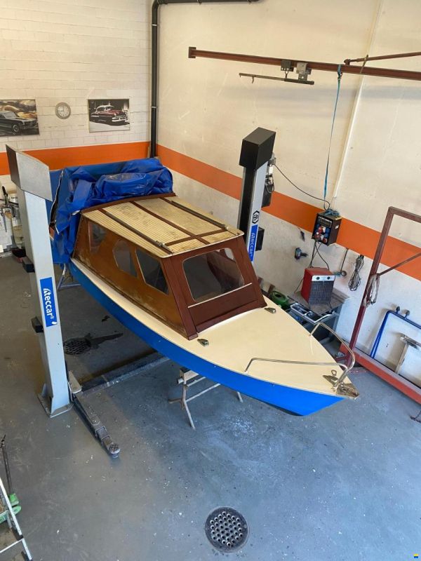 Steiner Werft 570