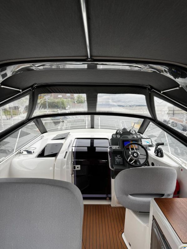 Bavaria S 30