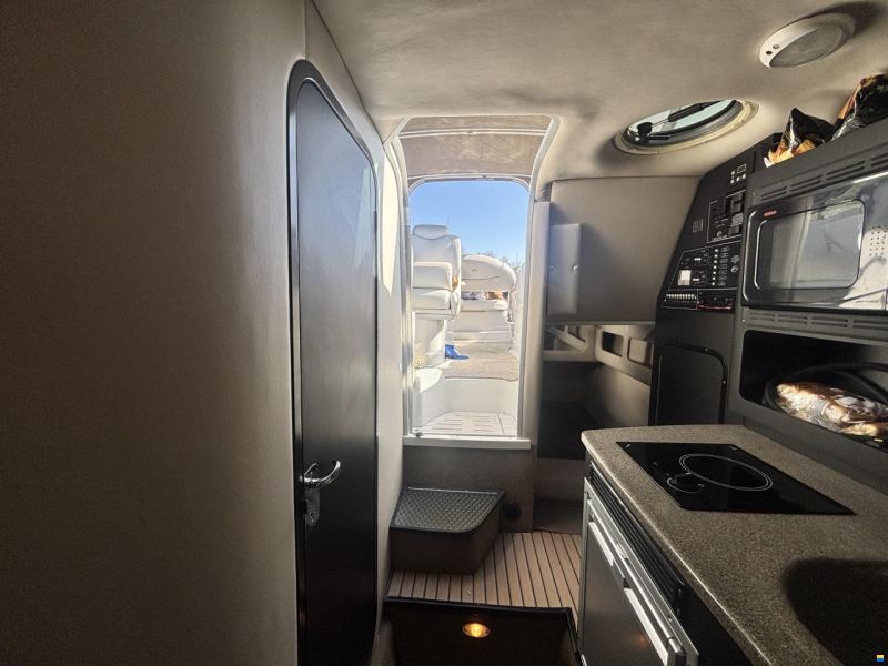 Crownline 270 CR