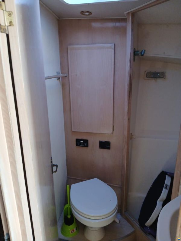 Henriques 38 Sportfish
