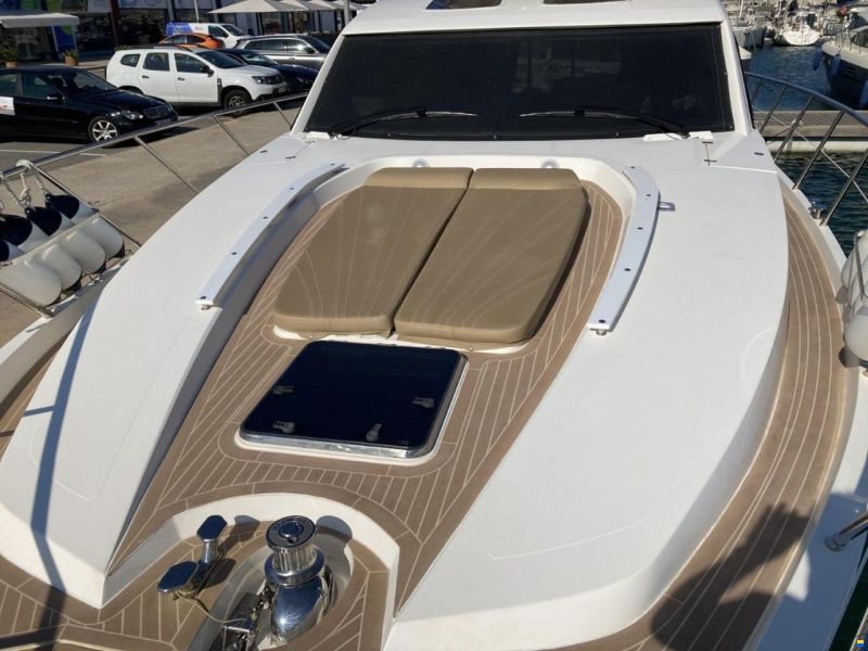 Sealine T 60