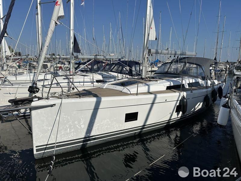 Hanse 418