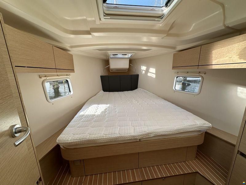 Hanse 418