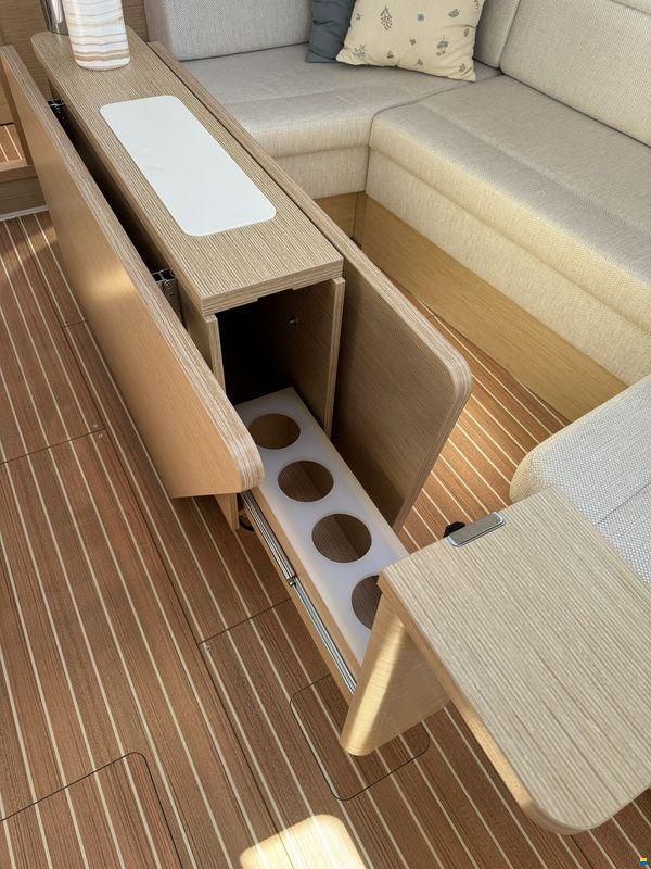 Hanse 418