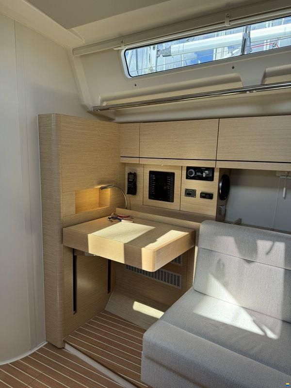 Hanse 418