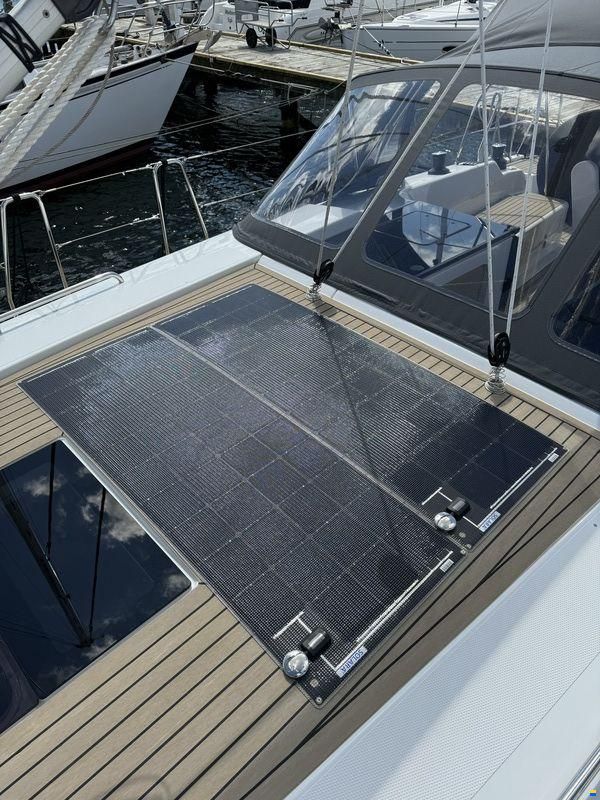 Hanse 418