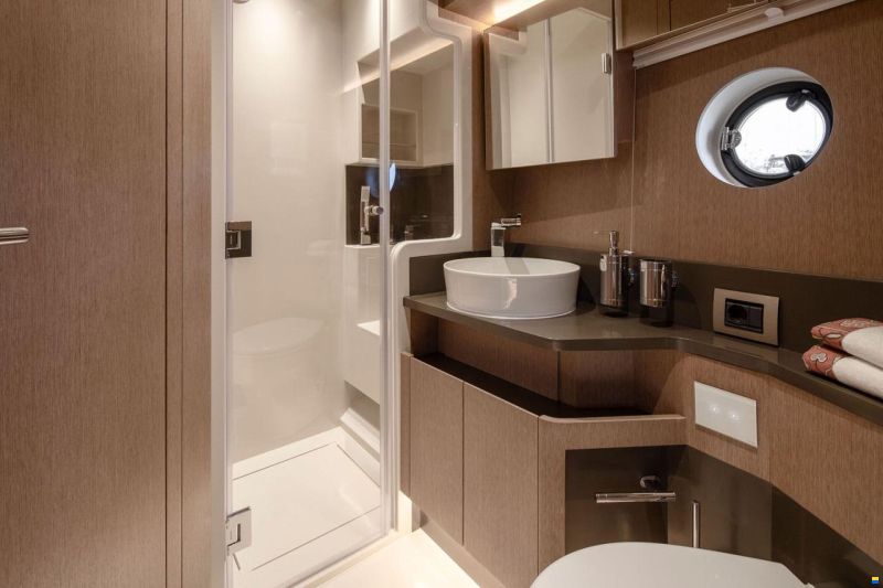 Sirena 48