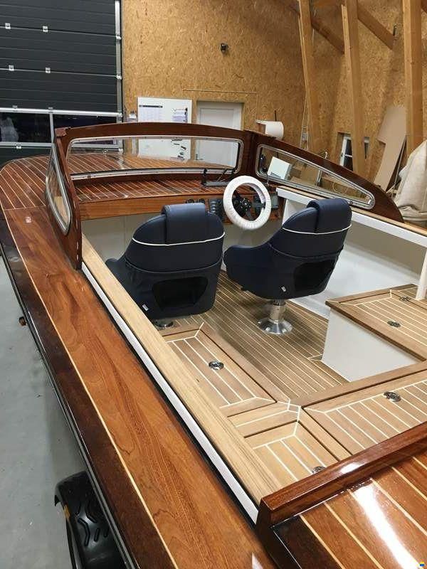 Classic Elegant Speedboat