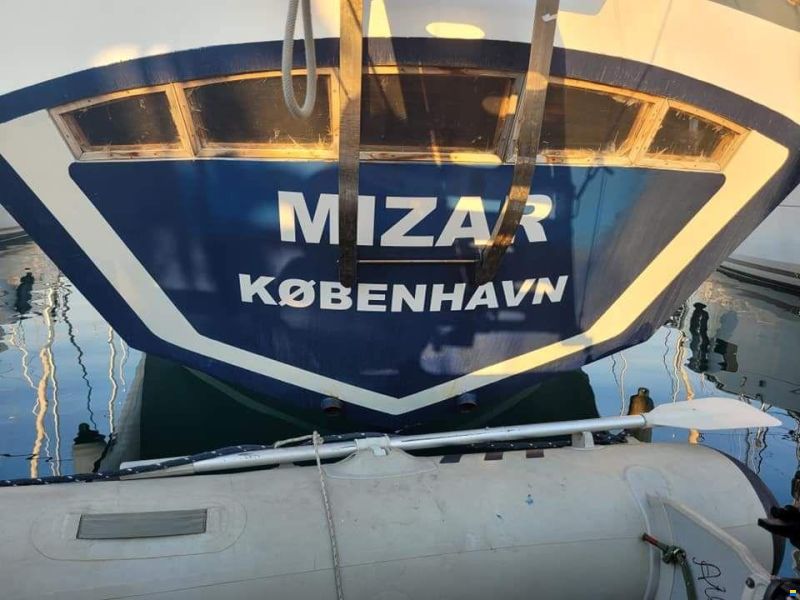 KETCH PILOTHOUSE 49