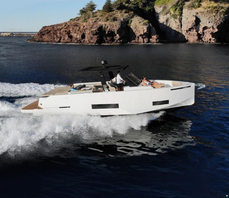 De Antonio D42 Open