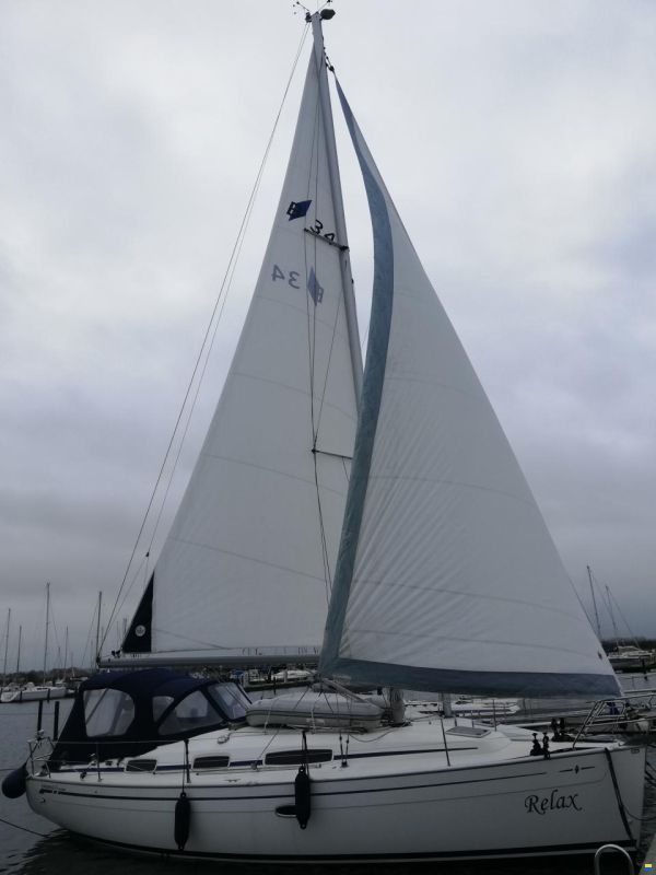 Bavaria 34 2 cruiser