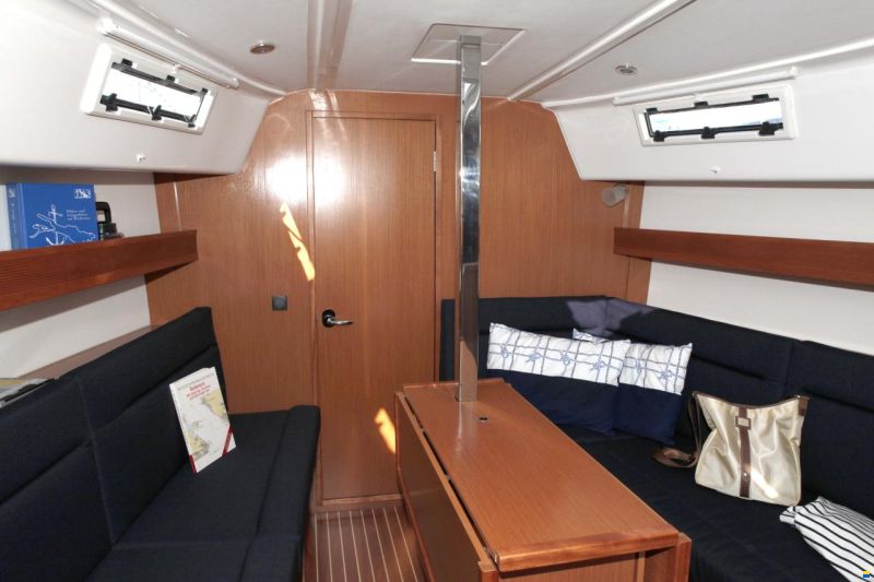 Bavaria Cruiser 32