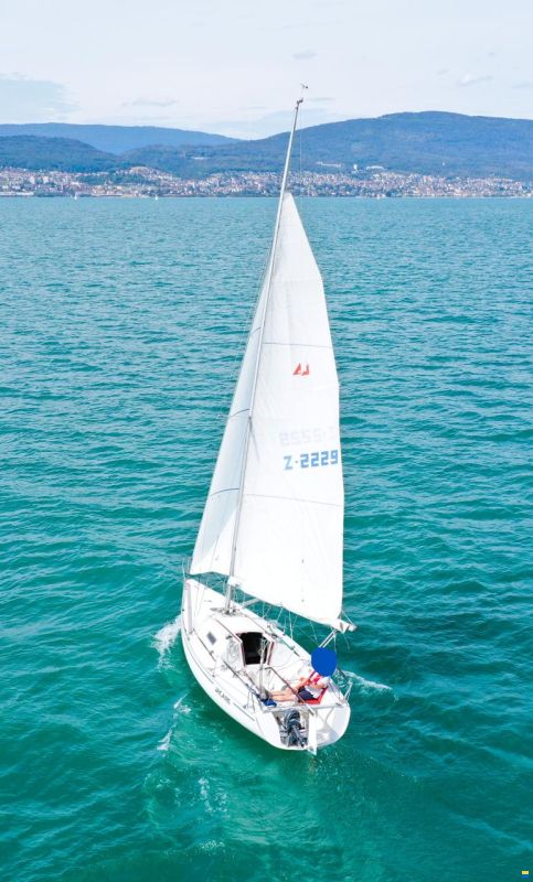 Beneteau First Class 8