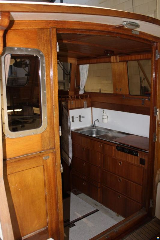 30 ST Motorsailer