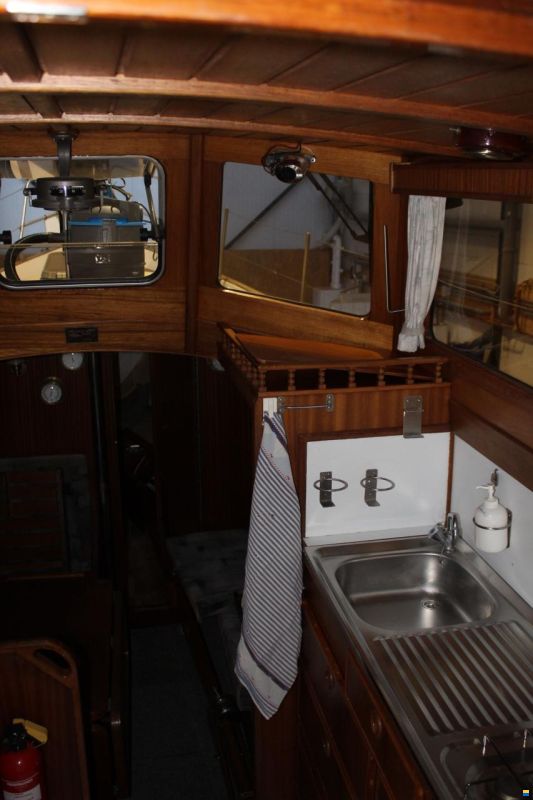 30 ST Motorsailer