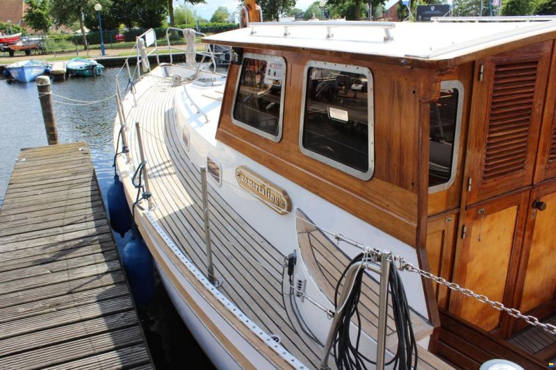 30 ST Motorsailer