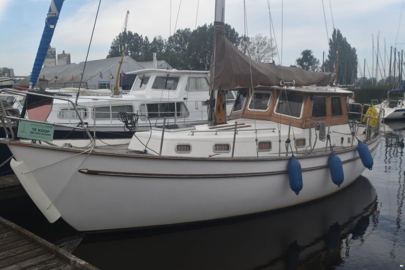 30 ST Motorsailer