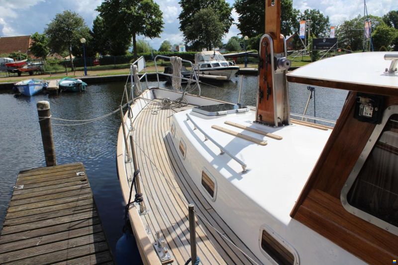 30 ST Motorsailer